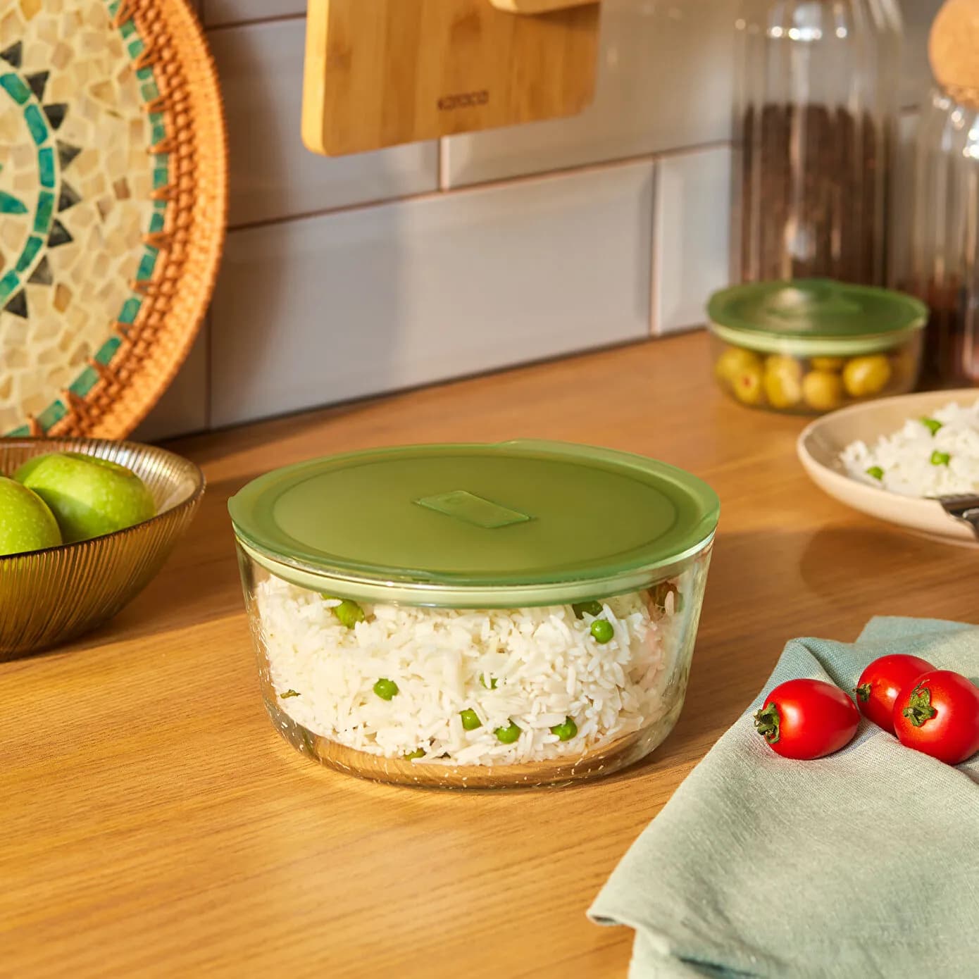 Karaca Green Yuvarlak Cam Saklama Kabı 1650 ml