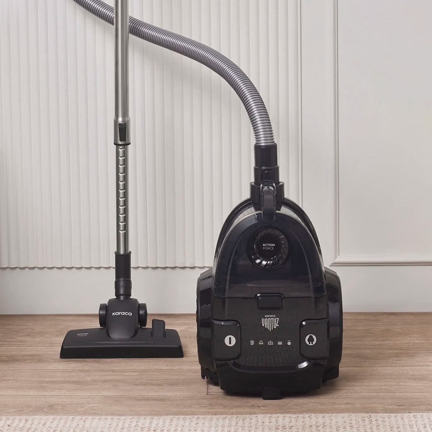 Karaca Vantuz Action Force X10 2 Lt Toz Torbasız Hazneli Elektrikli Süpürge Black 899 W
