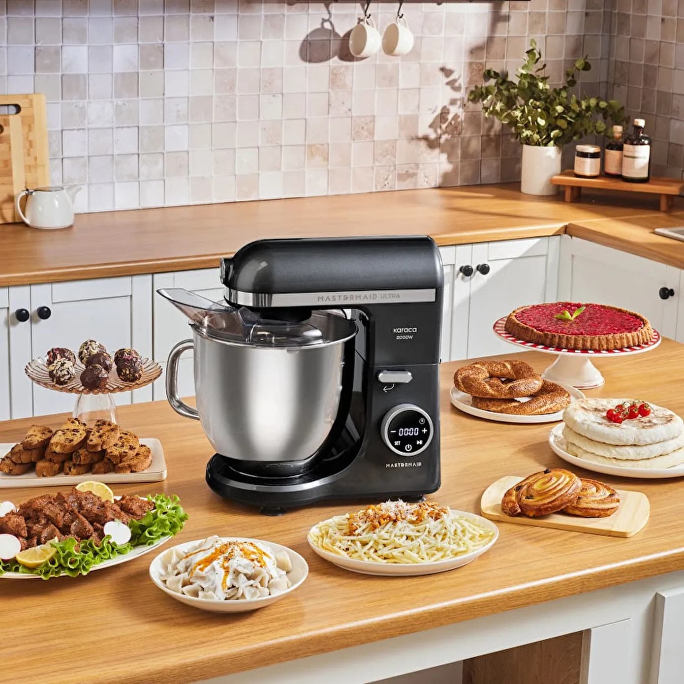 Karaca Mastermaid Chef Ultra D2000W Dijital Ekranlı Hamur Yoğurma Makinesi Matte Black 7L