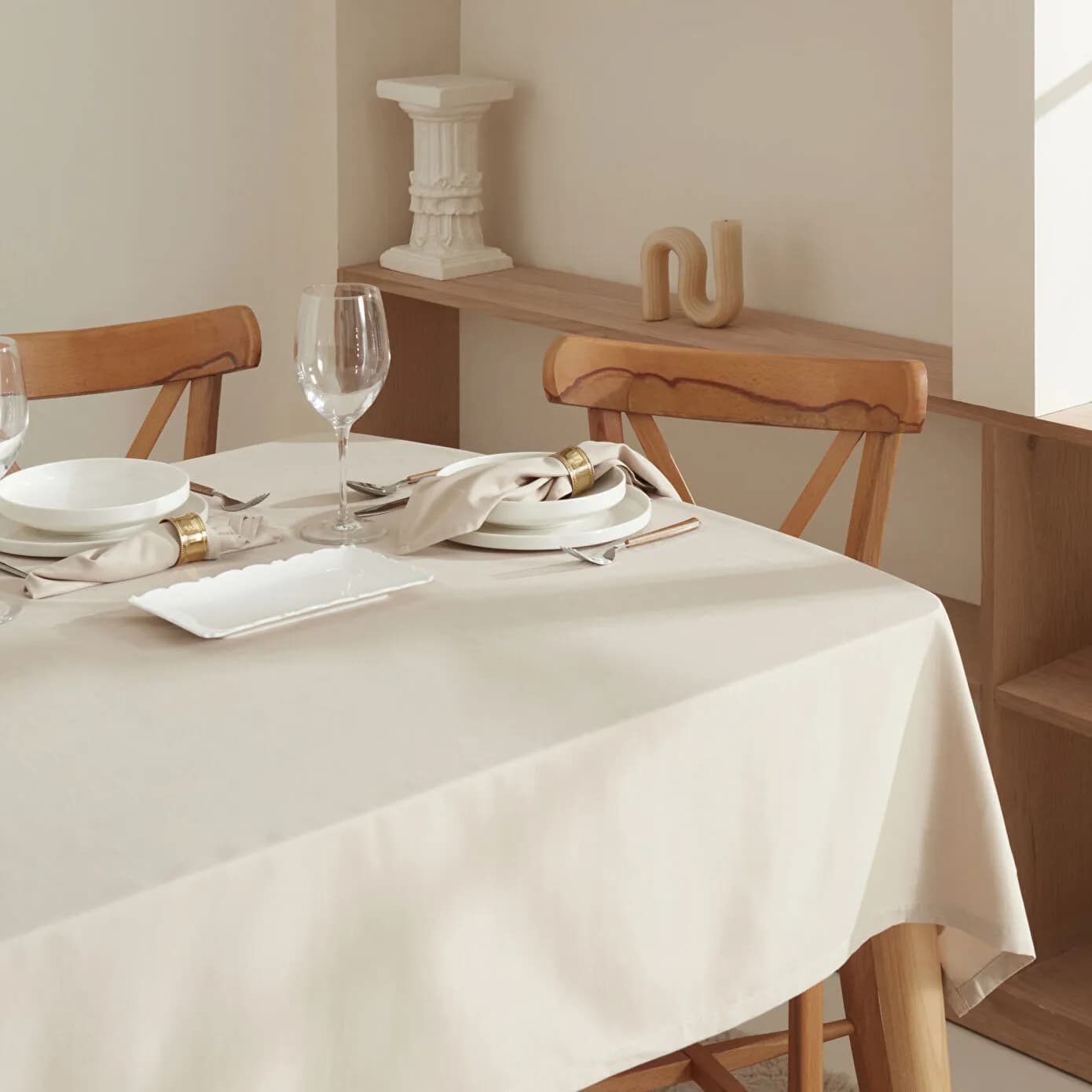 Karaca Home Carolıne Dertsiz Masa Örtüsü Bej