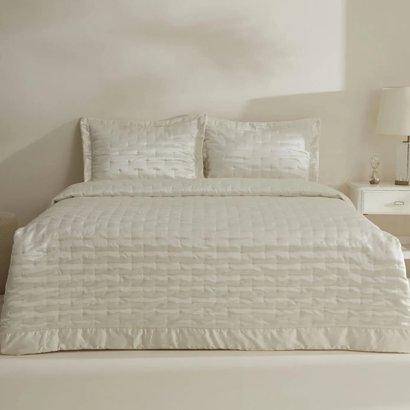 Karaca Home Glamour Çift Kişilik Yatak Örtüsü Beyaz