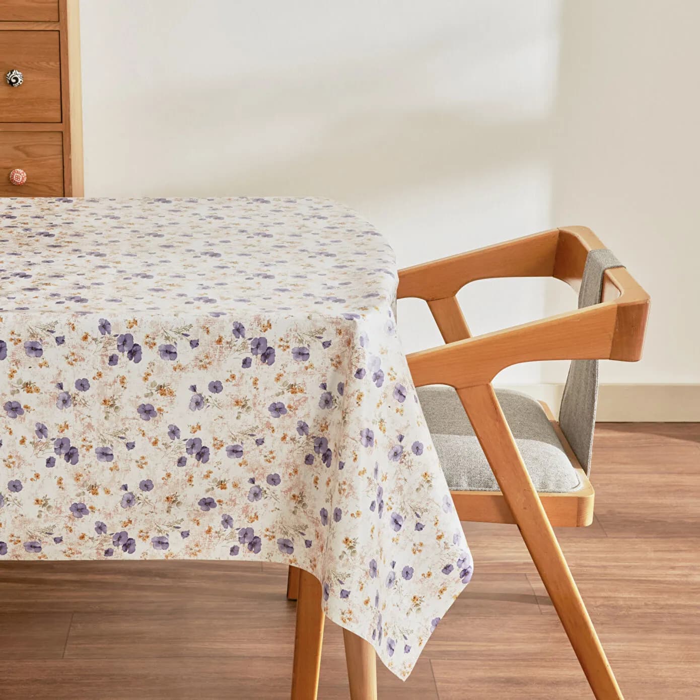 Karaca Home Dora Çiçekli Pvc Masa Örtüsü Mor