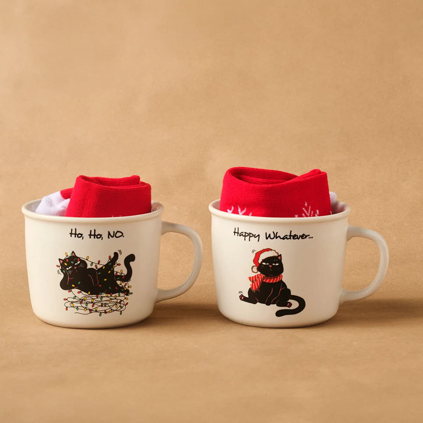 Karaca Home New Year Yılbaşı Grumpy Cat Çoraplı 2 Kişilik Kupa Seti 350 ml