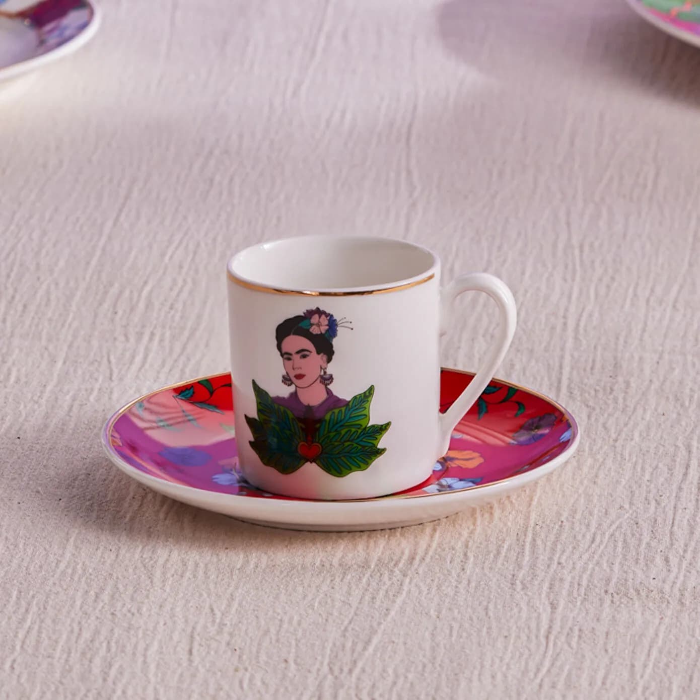 Karaca Frida Kahve Fincanı Ve Tabağı Kırmızı 90 ml