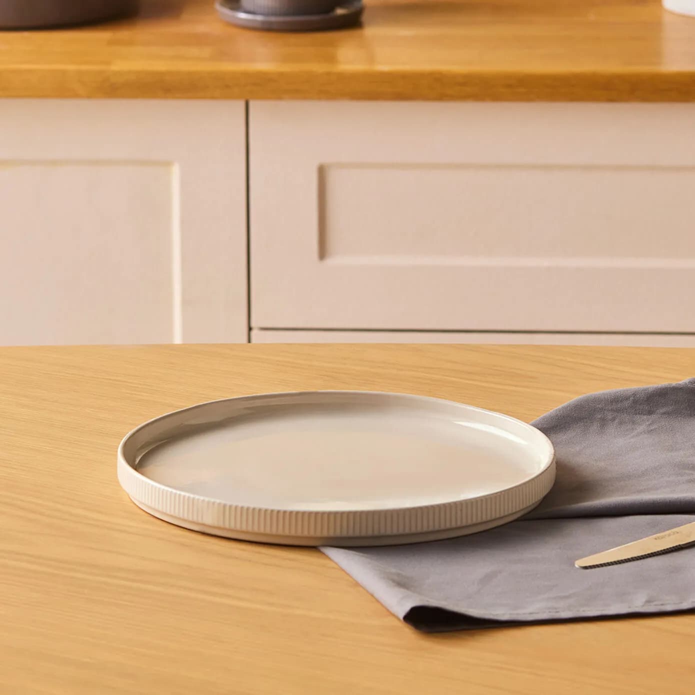 Karaca Massimo Pasta Tabağı Krem 21 cm