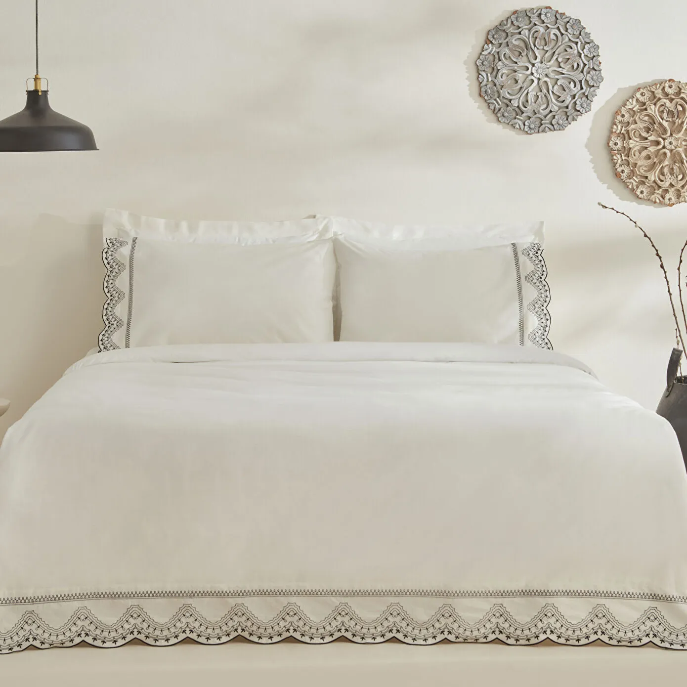 Karaca Home Orvel Çift Kişilik Nakışlı Nevresim Takımı Beyaz