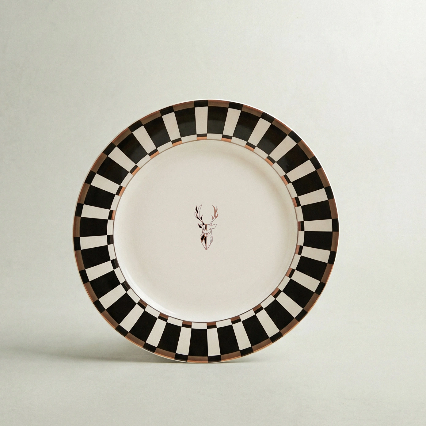 Karaca Aries Geyikli Pasta Tabağı 20 cm